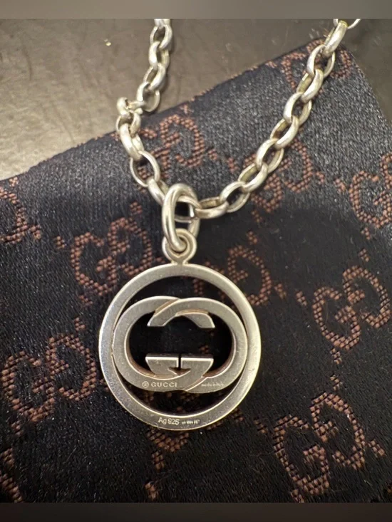 GUCCI Sterling Silver Interlocking G Pendant Necklace Ag 925 Italy - Picture 2 of 4